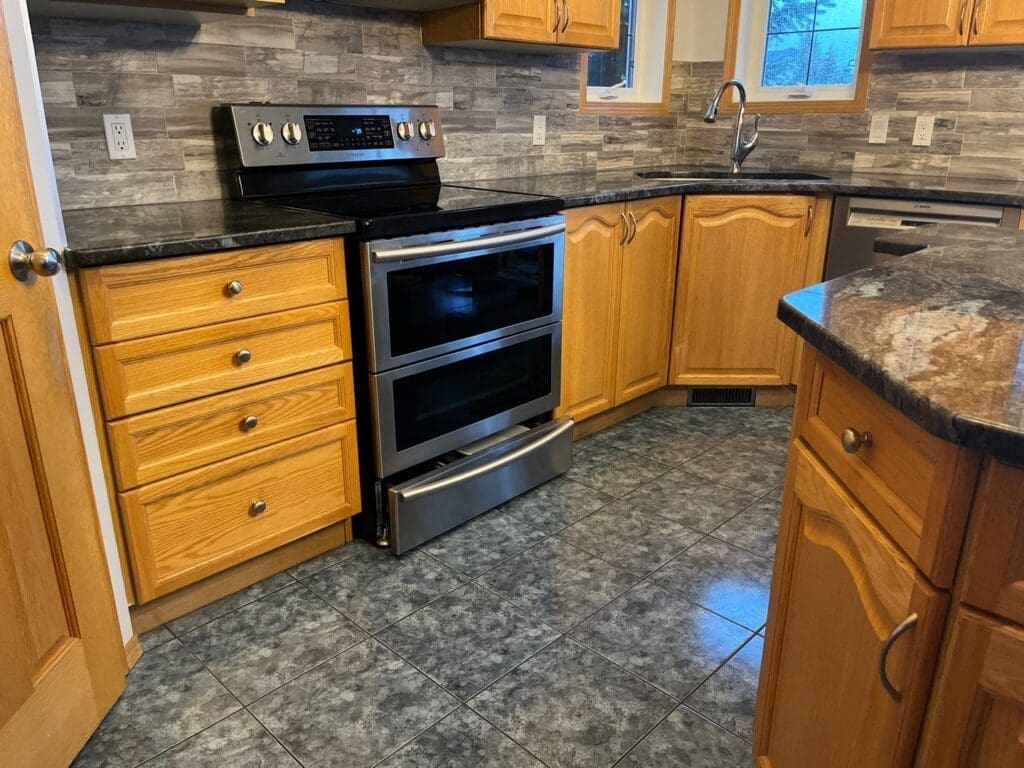 Yellow Oak Kitchen Repainted Grey before 11