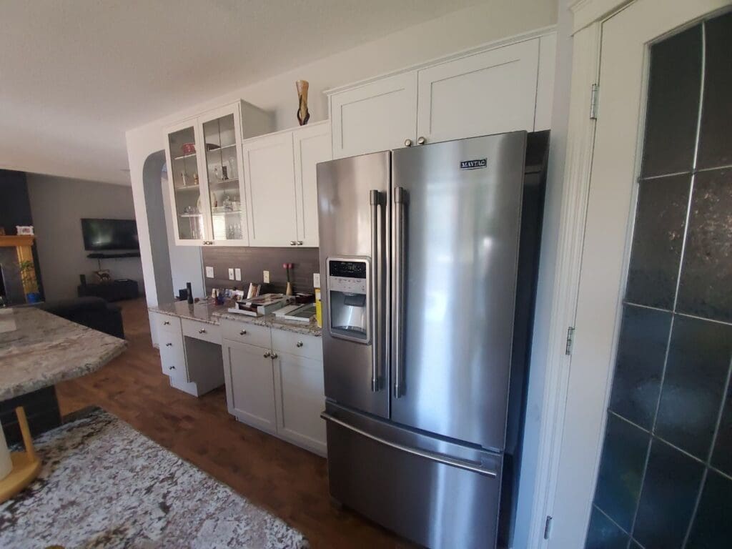 white kitchen after 2