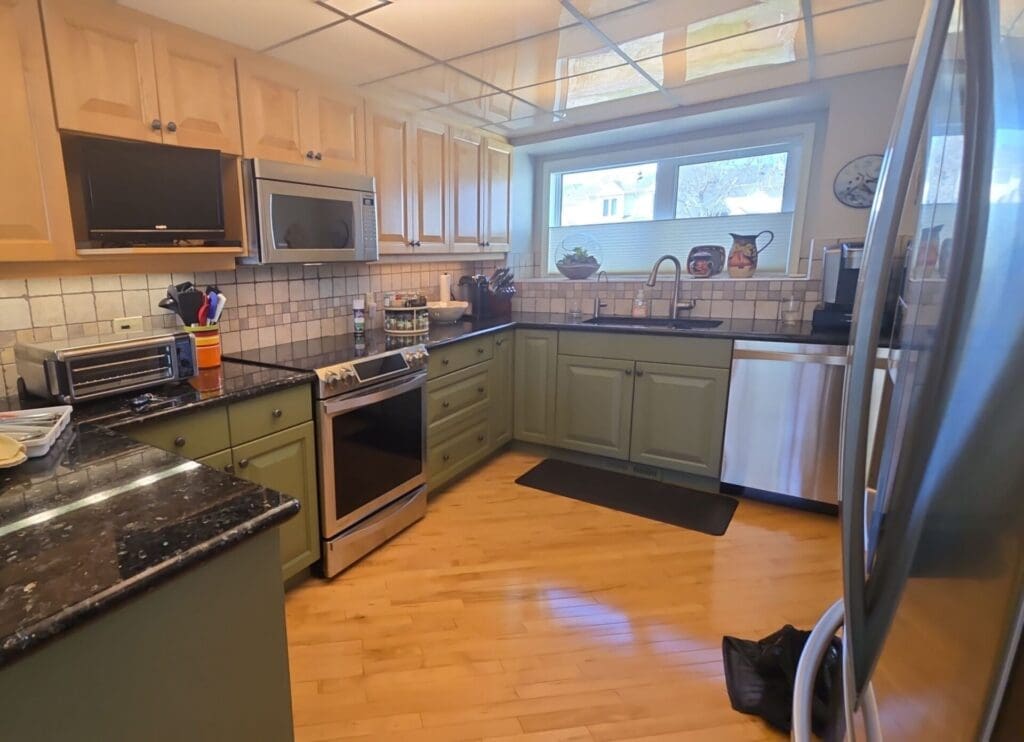 stylish green lowers 1